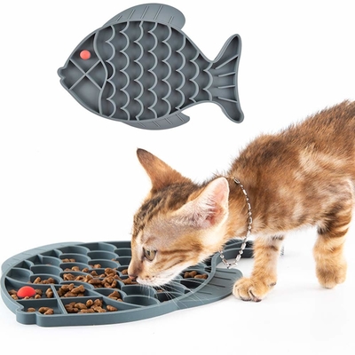 Harga yang bagus Cat Puzzle Feeder Fish Shape Silicone Lick Treat Mat untuk Makan Sehat dan Menjilat on line