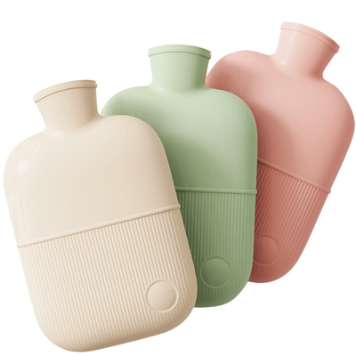 Harga yang bagus Botol Air Panas Karet Dengan Tutup Lembut, 2L 1L Kantong Air Panas Untuk Penghilang Nyeri Kram on line