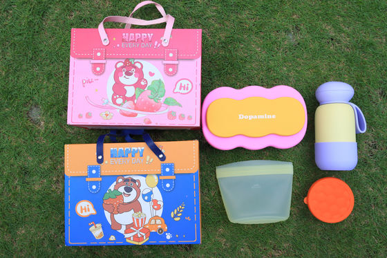 Harga yang bagus Set Hadiah Makan Siang Silikon Macaron – Kotak Bento Bersekat, Botol Baja Tahan Karat 304, Kantong Makanan Silikon & Wadah Penyimpanan Peralatan Makan Liburan Ramah Lingkungan on line